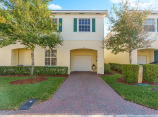 128 SW 7th Ct, Pompano Beach, FL 33060