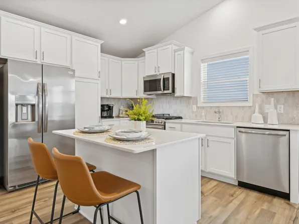 954 151st Ave NW, Andover, MN 55304