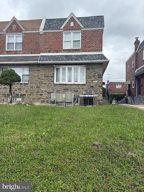 1st image of 1107 Brighton St