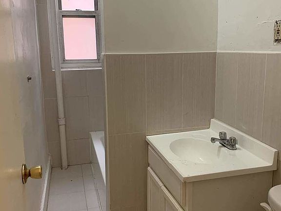 5th image of 831 Nostrand Ave APT 6