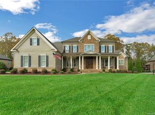 5017 Flowering Peach Rd, Waxhaw, NC 28173