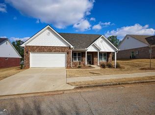 210 Park Place Trl, Social Circle, GA