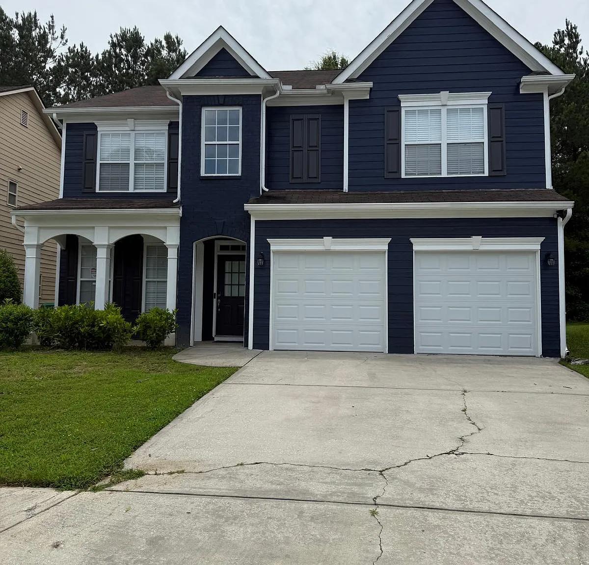 4 bed, 2.5 bath, 3024 sqft, $2,600 — Photo 1