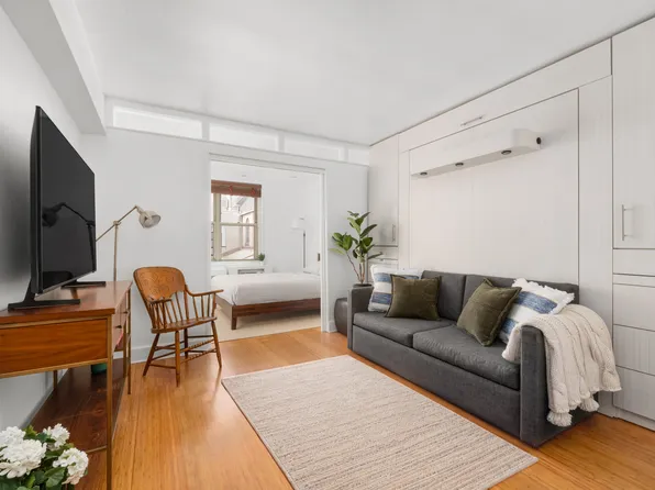 408 West 34th Street image 1 of 8