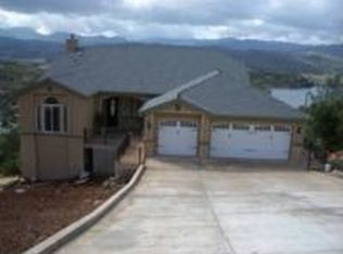 17208 Greenridge Rd, Hidden Valley Lake, CA 95467