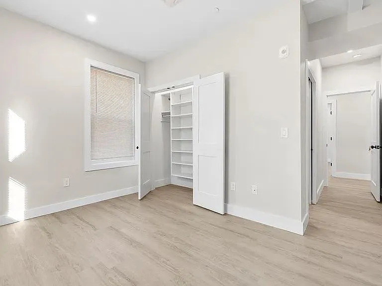 4 bed, 1800 sqft, $4,400 — Photo 4