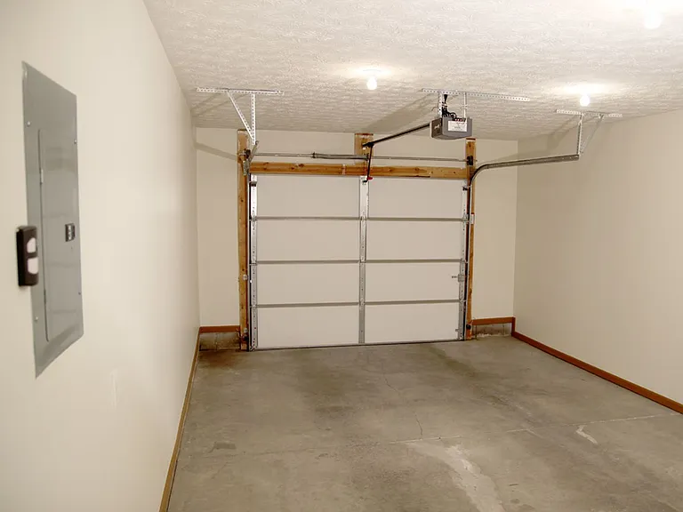 107 Brookside Dr — Photo 12