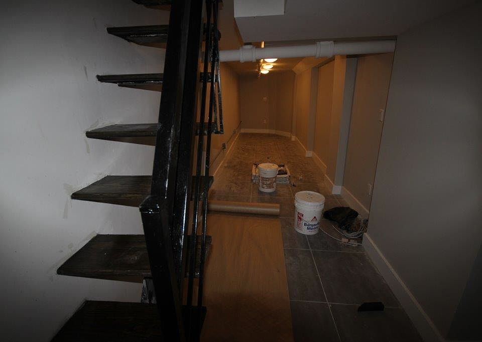 1st image of 142 Scholes St #2AARR
