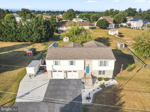918 Sollenberger Rd, Chambersburg, PA 17202