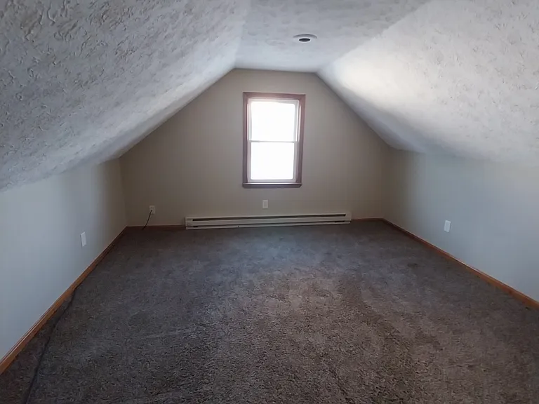 12904 Willard Ave — Photo 10