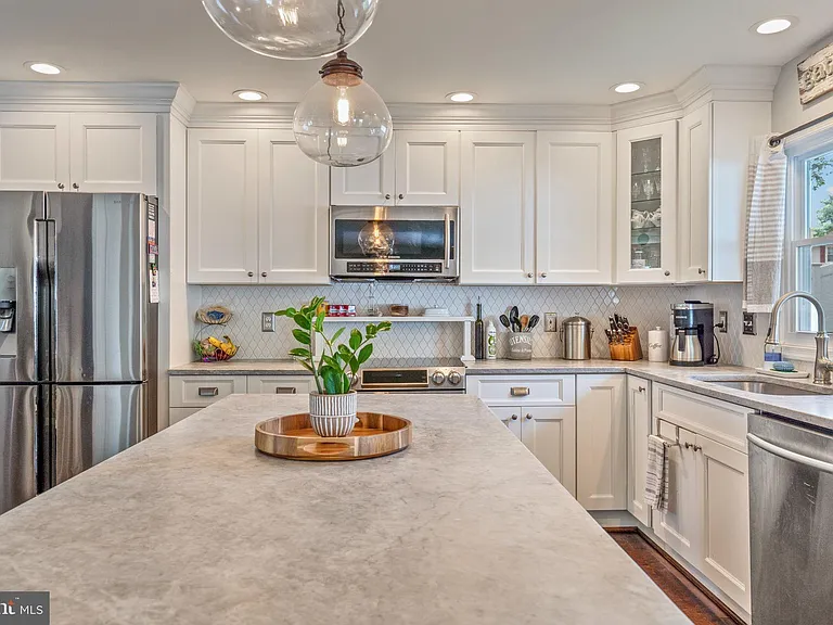 7828 Citadel Dr — Photo 11