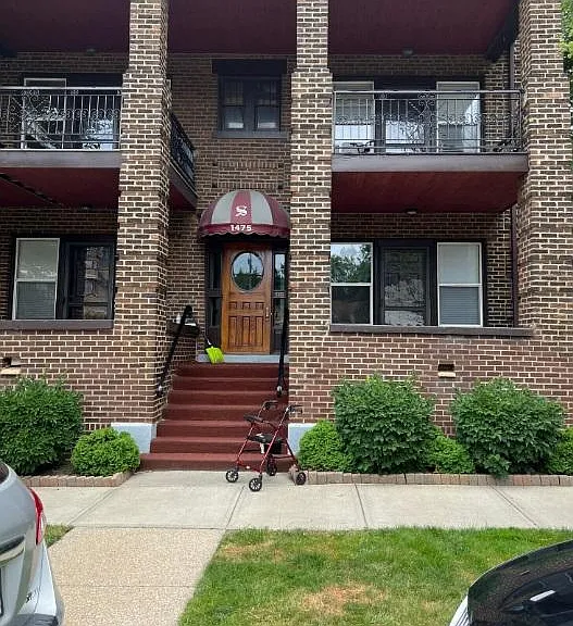 1475 Crawford Rd #3 — Photo 1