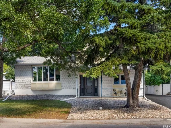 305 Hanley CRESCENT, Regina, SK S4R 5A9