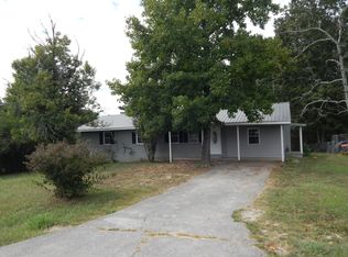 123 Steele St, Waynesboro, TN 38485