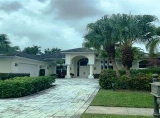 4904 Bocaire Blvd, Boca Raton, FL 33487