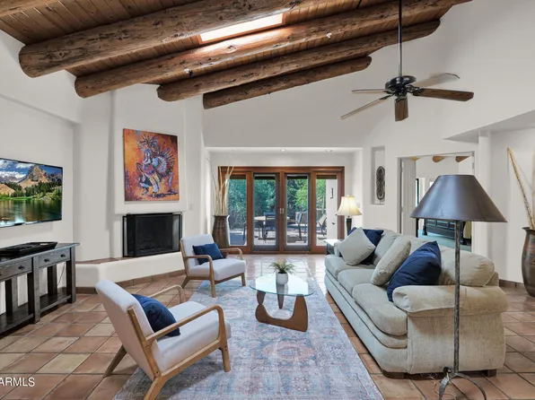 9114 E CLUBHOUSE Court, Scottsdale, AZ 85266