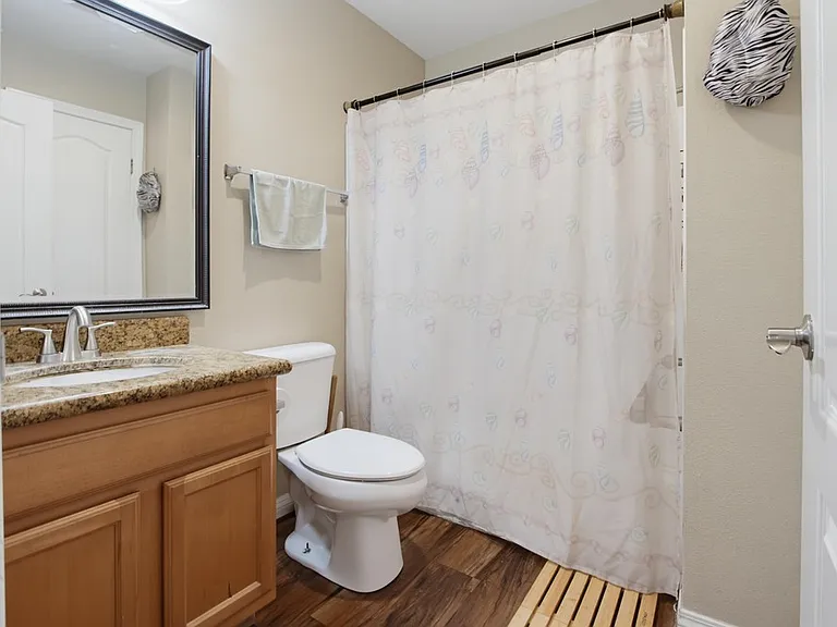 3454 Castle Glen Dr #102 — Photo 17