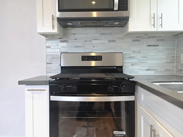 1765 E 42nd St #1 — Photo 17