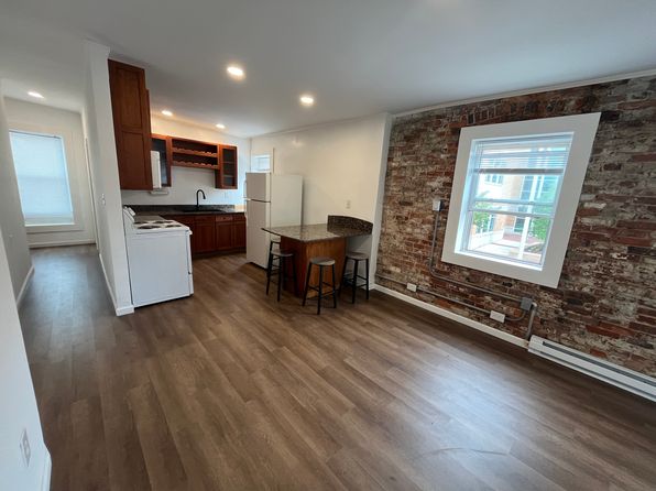 228 N Gay St APT 2
