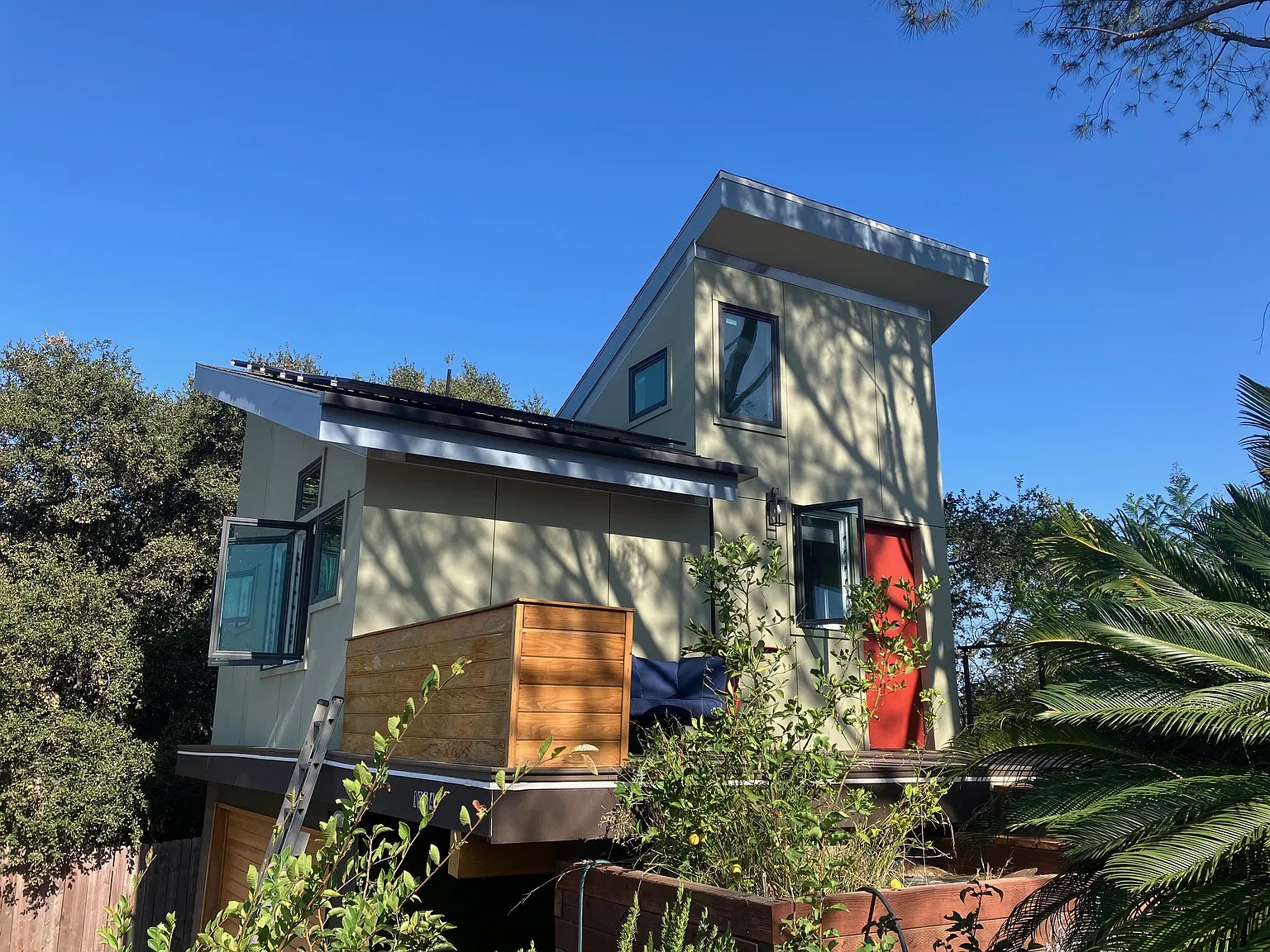 1964 Upperton Pl — Photo 2