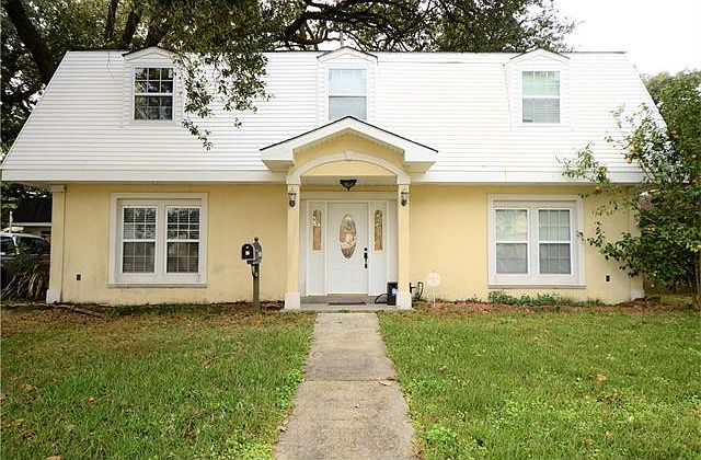 1st image of 5853 Macarthur Blvd