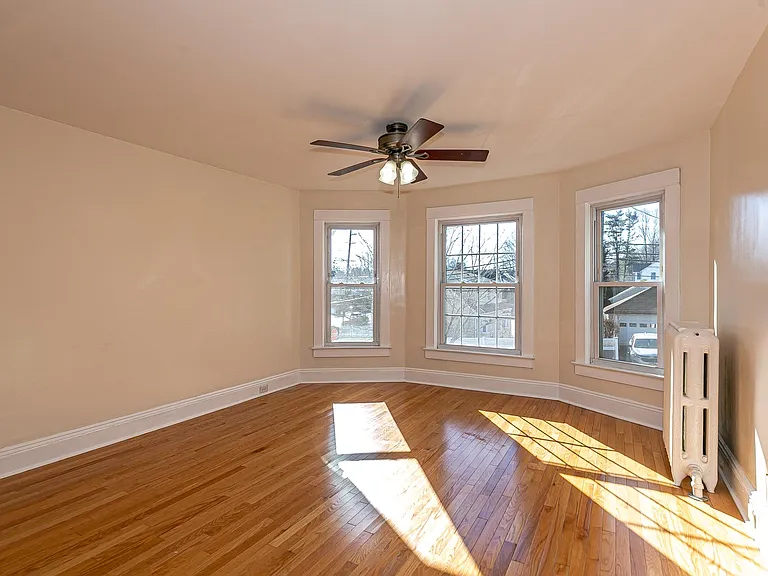 114 Lexington Ave #2 — Photo 5