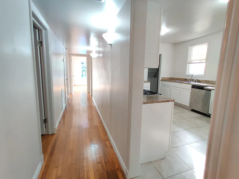 4114 Hawthorne Ave — Photo 18