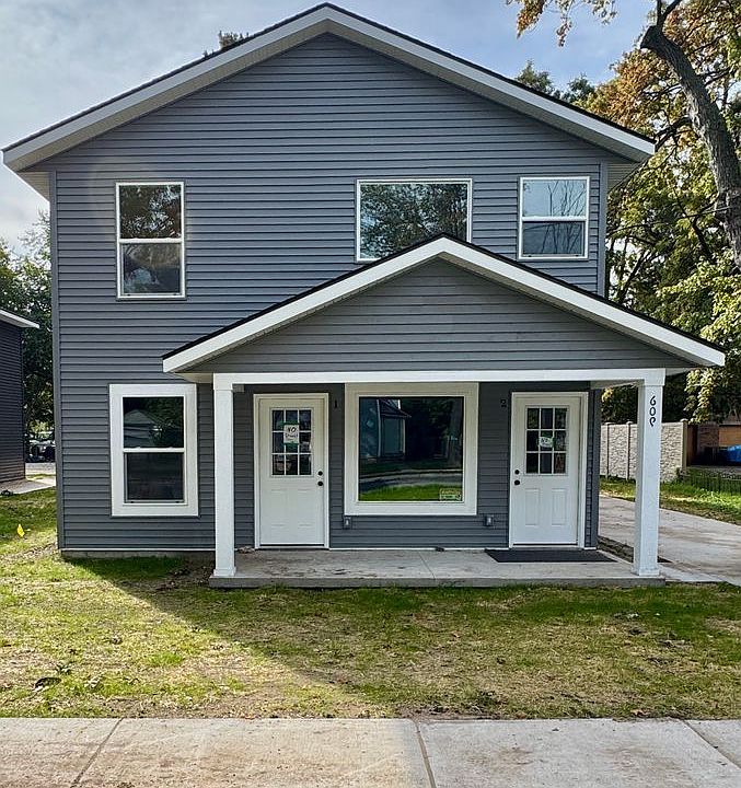 1st image of 609 Amity Ave #1