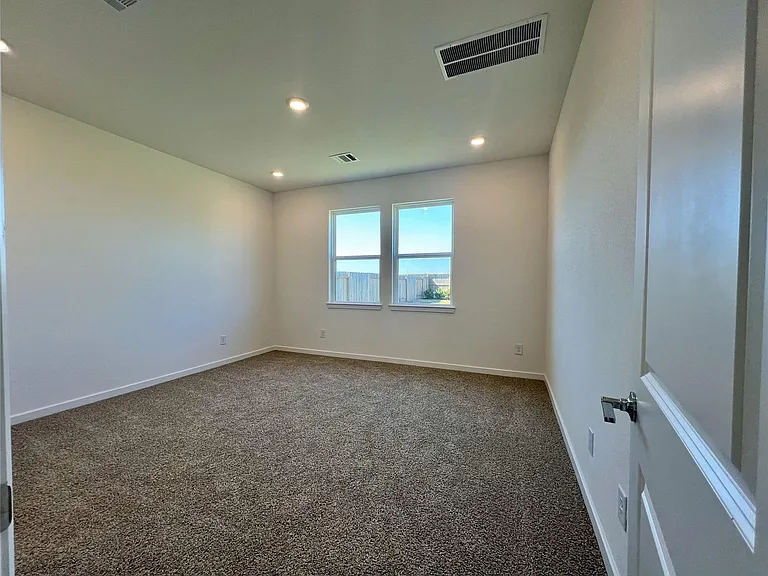 21835 Redwood Bluff Trl — Photo 9