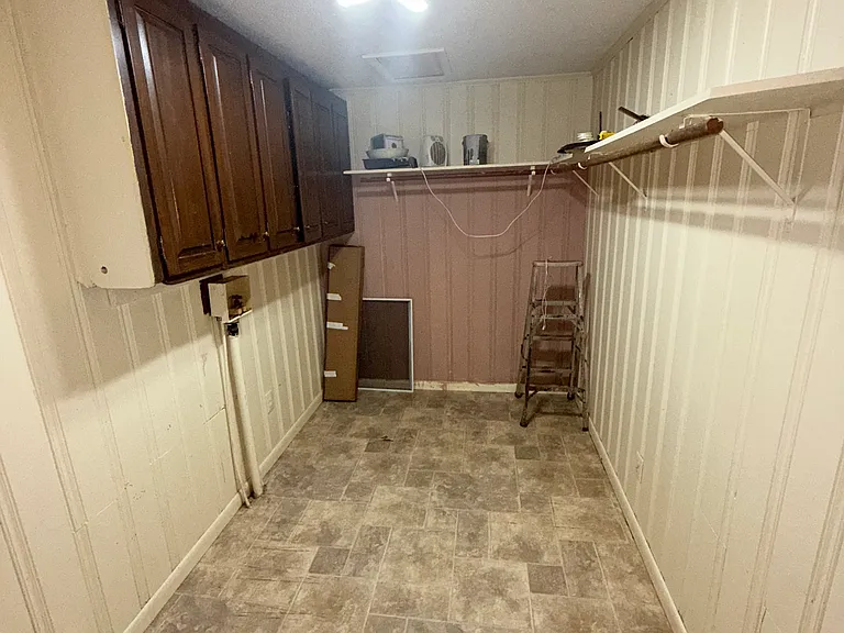 830 E River Rd #B — Photo 12