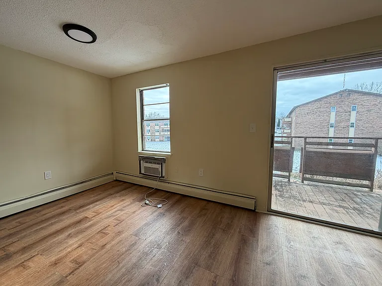 45 Jefferson Rd #3-7 — Photo 8