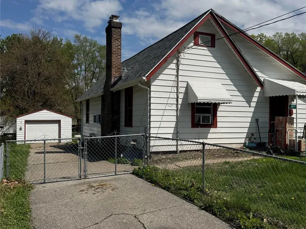 1317 E 16th St, Des Moines, IA 50316