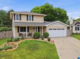 2717 Kipling Cir, Lincoln, NE 68516