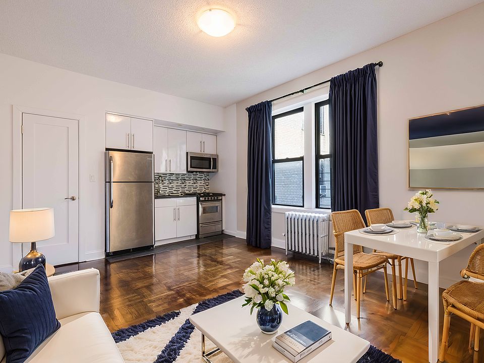 2nd image of 1605 Putnam Ave APT 3K