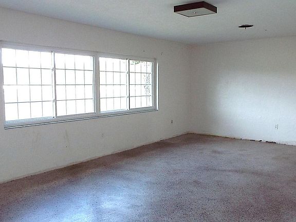 livingroom another view