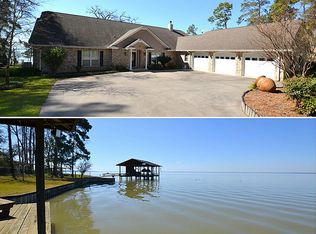 632 Rals Dr, Onalaska, TX 77360