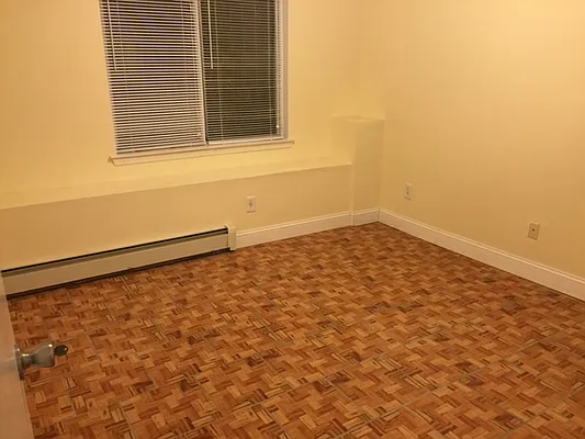 Rented by Premier Metro Realty Corp | media 8