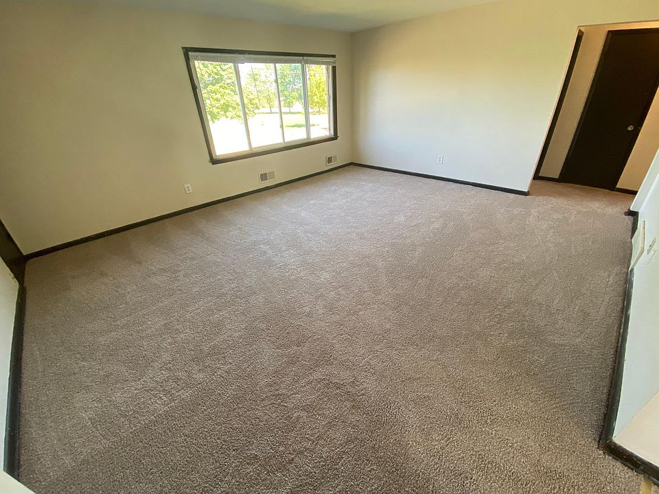 1st image of 5952 N 84th St #5954