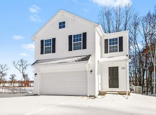 1200 Cedarwood Dr, Greenville, MI 48838