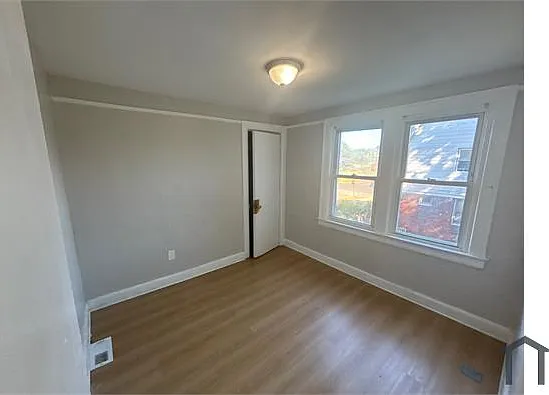 5733 Wayburn St — Photo 11
