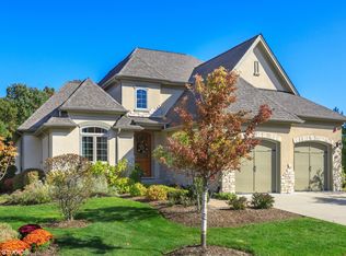 8085 Savoy Club Ct, Burr Ridge, IL 60527