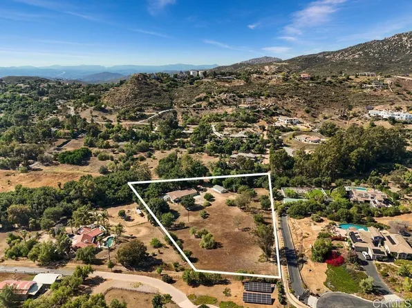 15426 Vali Hai Rd, Poway, CA 92064