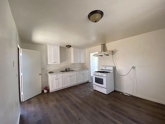 3rd image of 11217 Mulhall St APT B