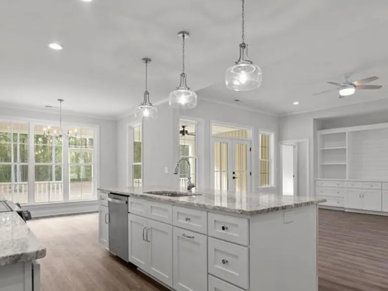 467 Eagle Trace Dr — Photo 5