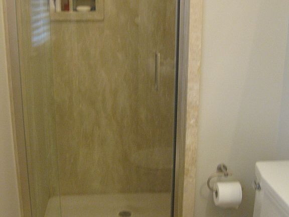 5th image of 9400 Russell St
