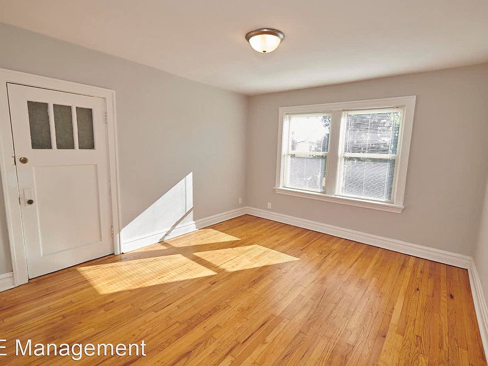 1st image of 3457 Lawn Ave APT 2S