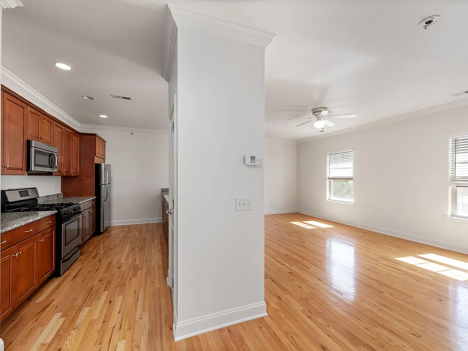 Suburban Square Apartments in the heart of Metuchen