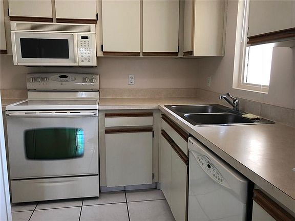 5th image of 1673 SE Green Acres Cir APT Nn203