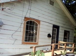 1804 W Houston St, Paris, TX 75460