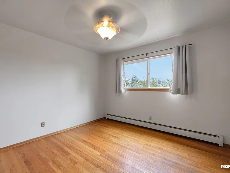 3636 Royal Dr — Photo 3